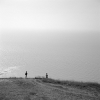 A couple by the cliff edge